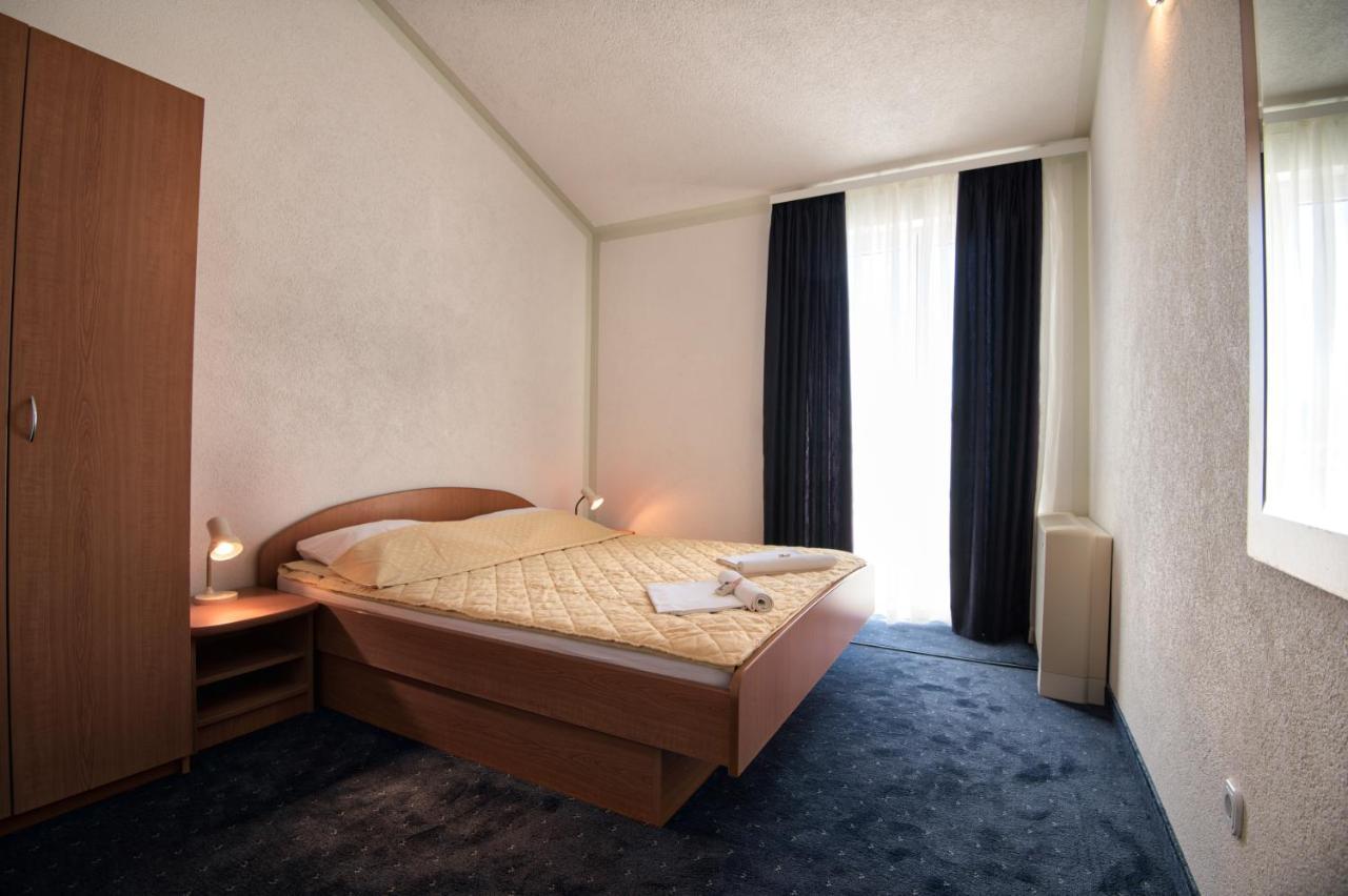 Villa Millenium 네움 외부 사진